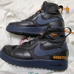 Nike Air Force 1 Goretex The 10th Edition.